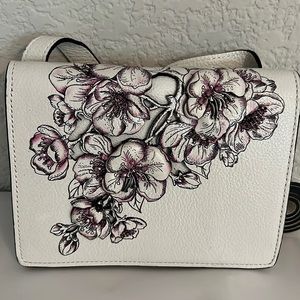 Brighton Sakura E/W phone organizer